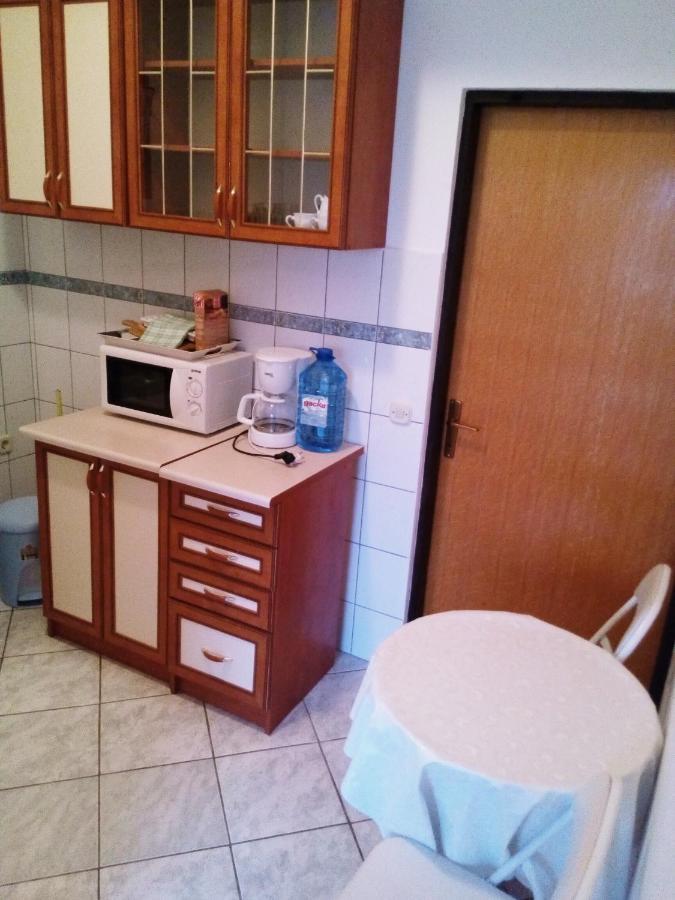 Maslina Appartement Vir Buitenkant foto